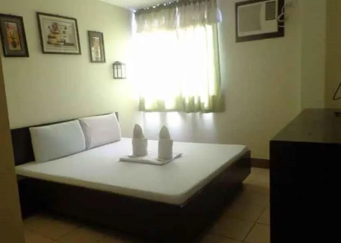 Oyo 662 Paradise Apartelle-malinta Hotel Manila